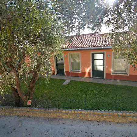 Borgoverde-2 By Interhome 아파트 임페리아